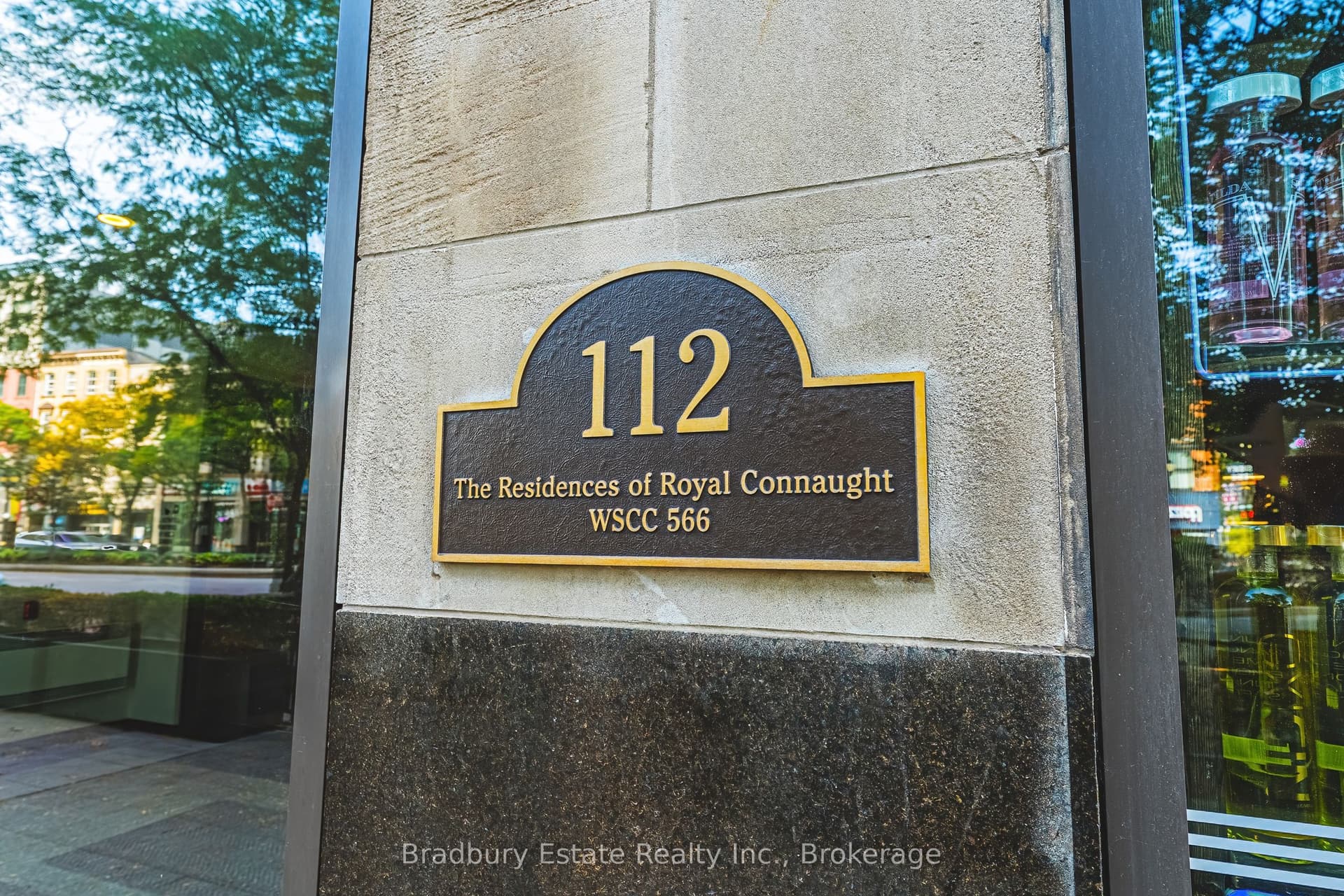 Suite 607 · Floor 6, Unit 607 · 112 King St E