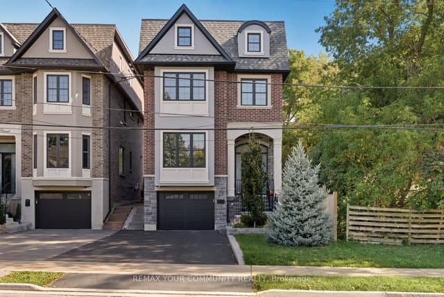 Detached at 47 Hall Street, Richmond Hill, ON L4C 4N7
