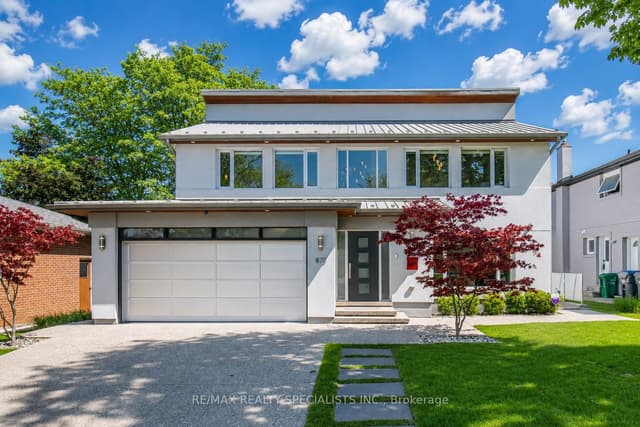 Detached at 870 Hollowtree Crescent, Mississauga, ON L4Y 2V2