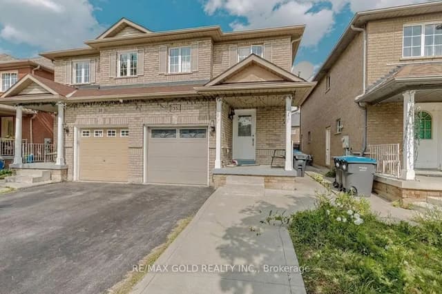 Semi-Detached at 35 Ridgefield Court, Brampton, ON L6P 1B4