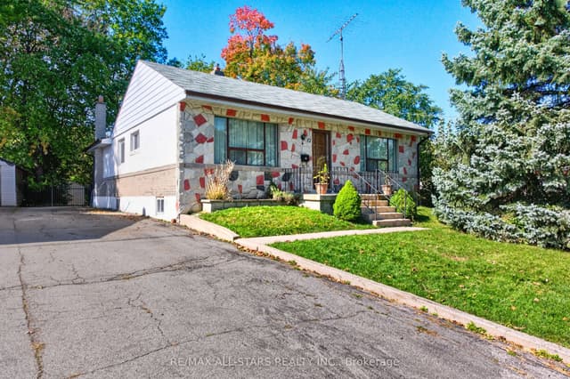 Detached at 12 Adanac Drive, Toronto, ON M1M 2E4, Toronto E08