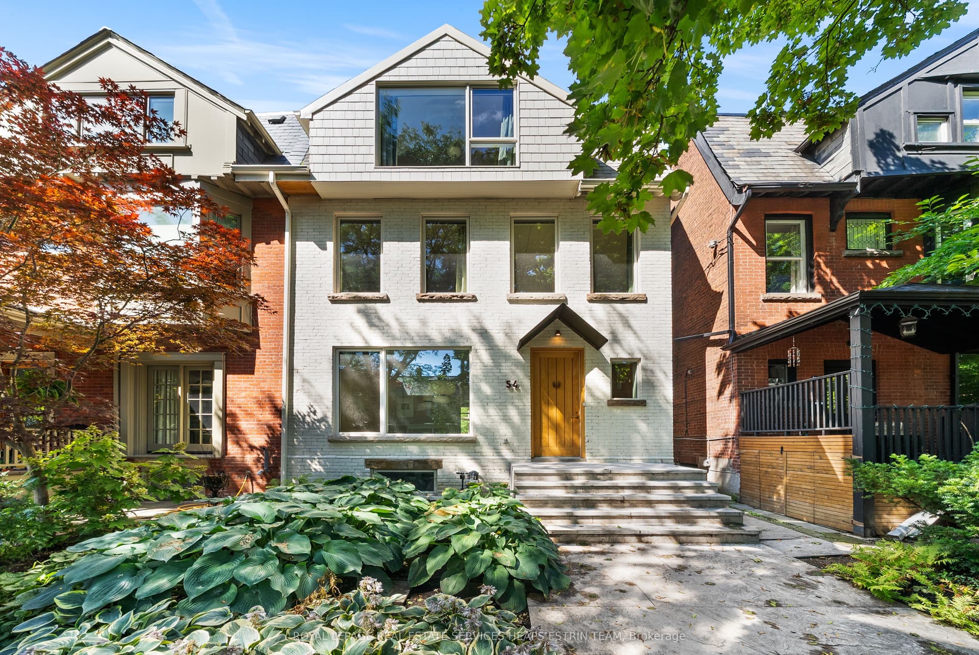 54 Rathnelly Ave