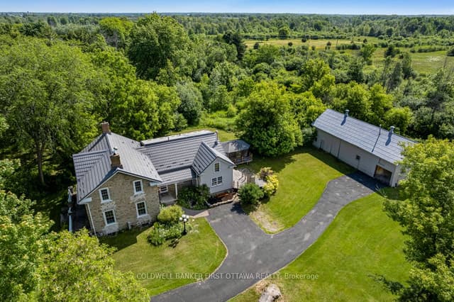 Detached at 28 South Street, Drummond/North Elmsley, ON K7H 2G1