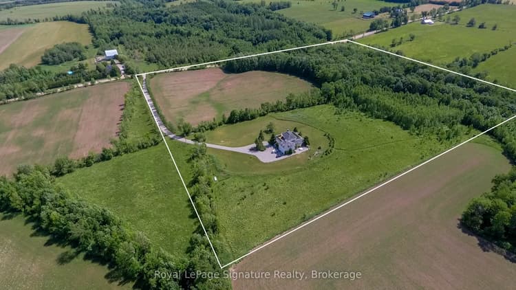 807035 25th Side Road