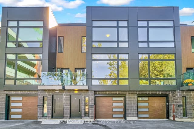 Condo Townhouse at 2639R Dundas Street W 3, Toronto, ON M6P 1X9, Toronto W02