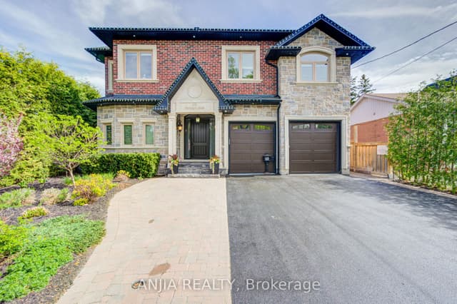 Detached at 452 Fernleigh Circle S, Richmond Hill, ON L4C 1E6