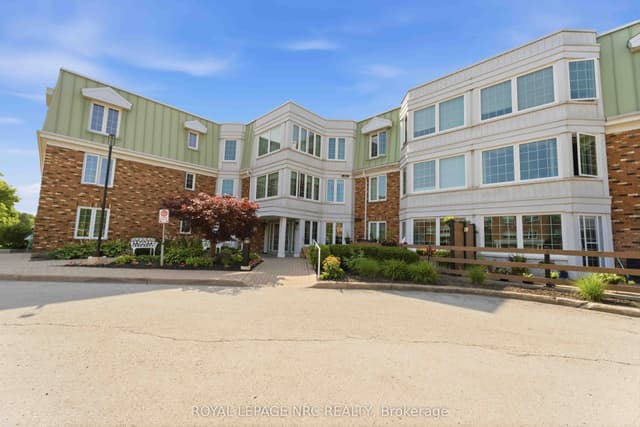 Condo Apartment at 3420 Frederick Avenue 220, Lincoln, ON L0R 2C0