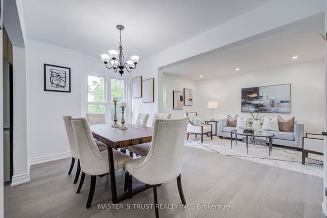 Detached at 4 Gatsby Square, Brampton, ON L6S 2H4