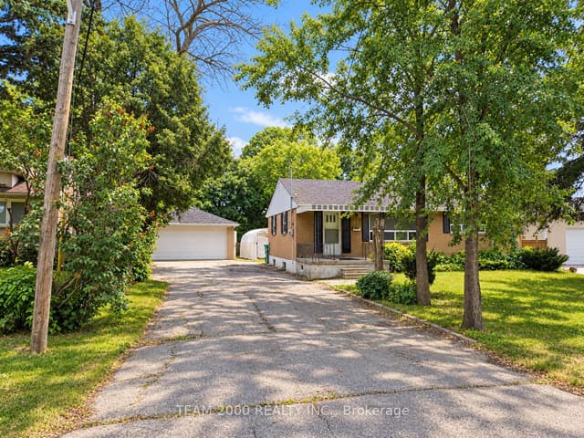 Detached at 15 Fran Drive, Vaughan, ON L4L 1P2