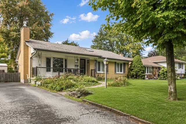 Detached at 859 Dalkeith Crescent, London North, ON N5X 1S5