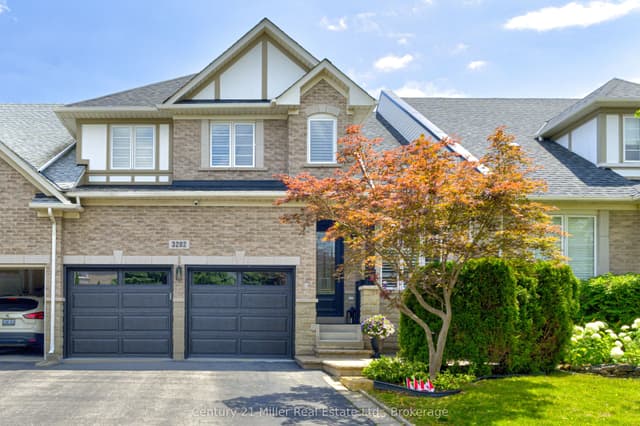 Att/Row/Townhouse at 3202 EPWORTH Crescent, Oakville, ON L6M 0B2