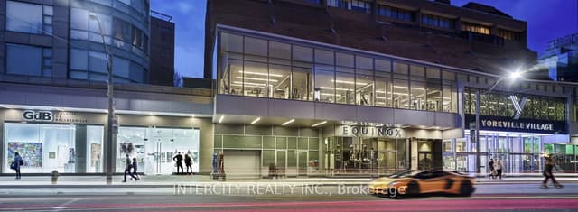 Office at 55 Avenue Road 2920, Toronto, ON M5R 3L2, Toronto C02