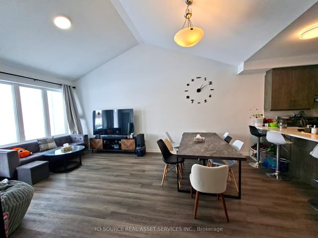 Att/Row/Townhouse at 2969 Murphy Place, Innisfil, ON L9S 0S1