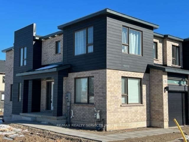 18 Roper Place