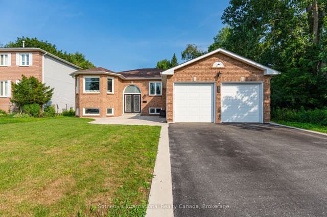 Detached at 53 Royal Beech Drive, Wasaga Beach, ON L9Z 1H3