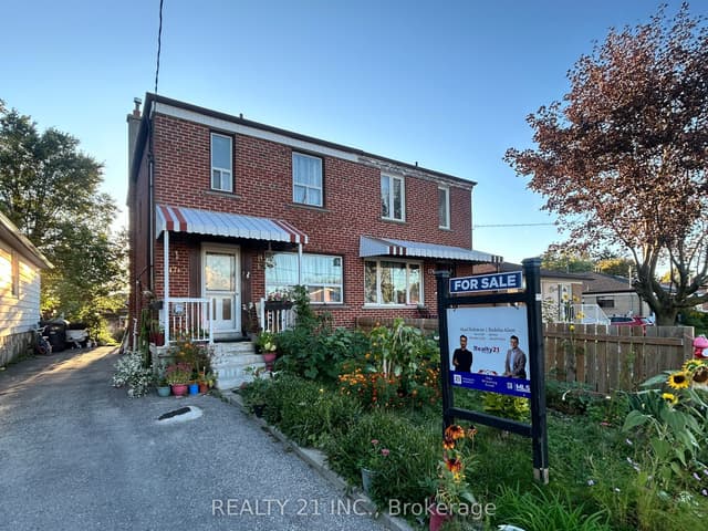 Semi-Detached at 176 Linden Avenue, Toronto, ON M1K 3H8, Toronto E04