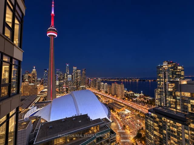 Condo Apartment at 1 CONCORD CITYPLACE Way 4703, Toronto, ON M5V 0X3, Toronto C01