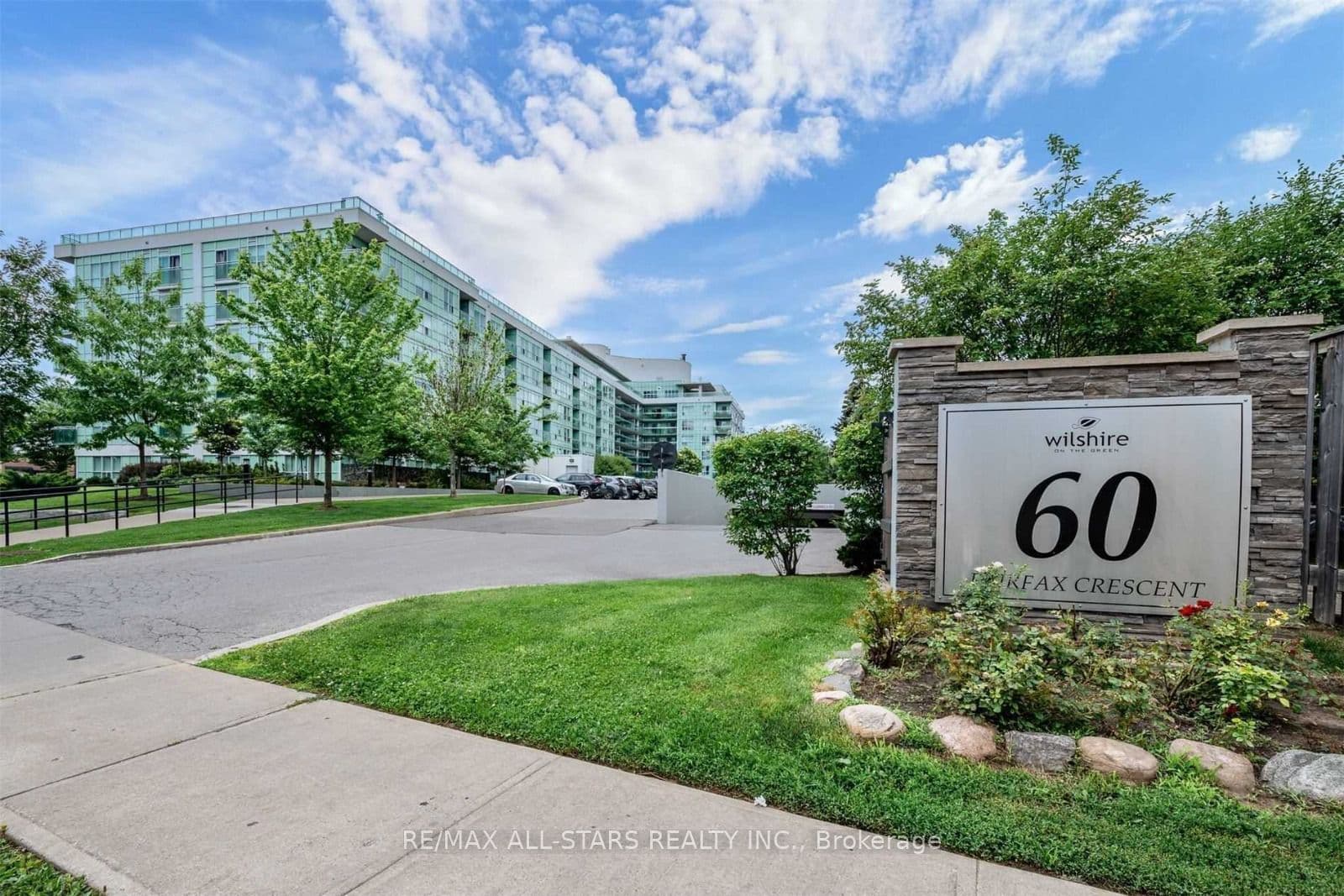 Suite 201 · Floor 2, Unit 201 · 60 Fairfax Cres