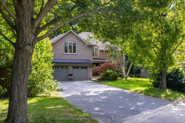 Detached at 1530 Chasehurst Drive, Mississauga, ON L5J 3A8