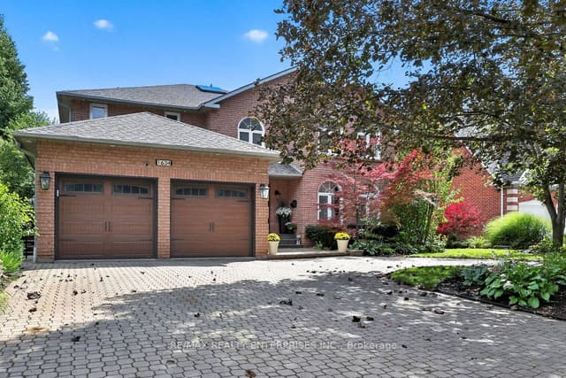 Detached at 1634 Tipperary Court, Mississauga, ON L5H 3Z4