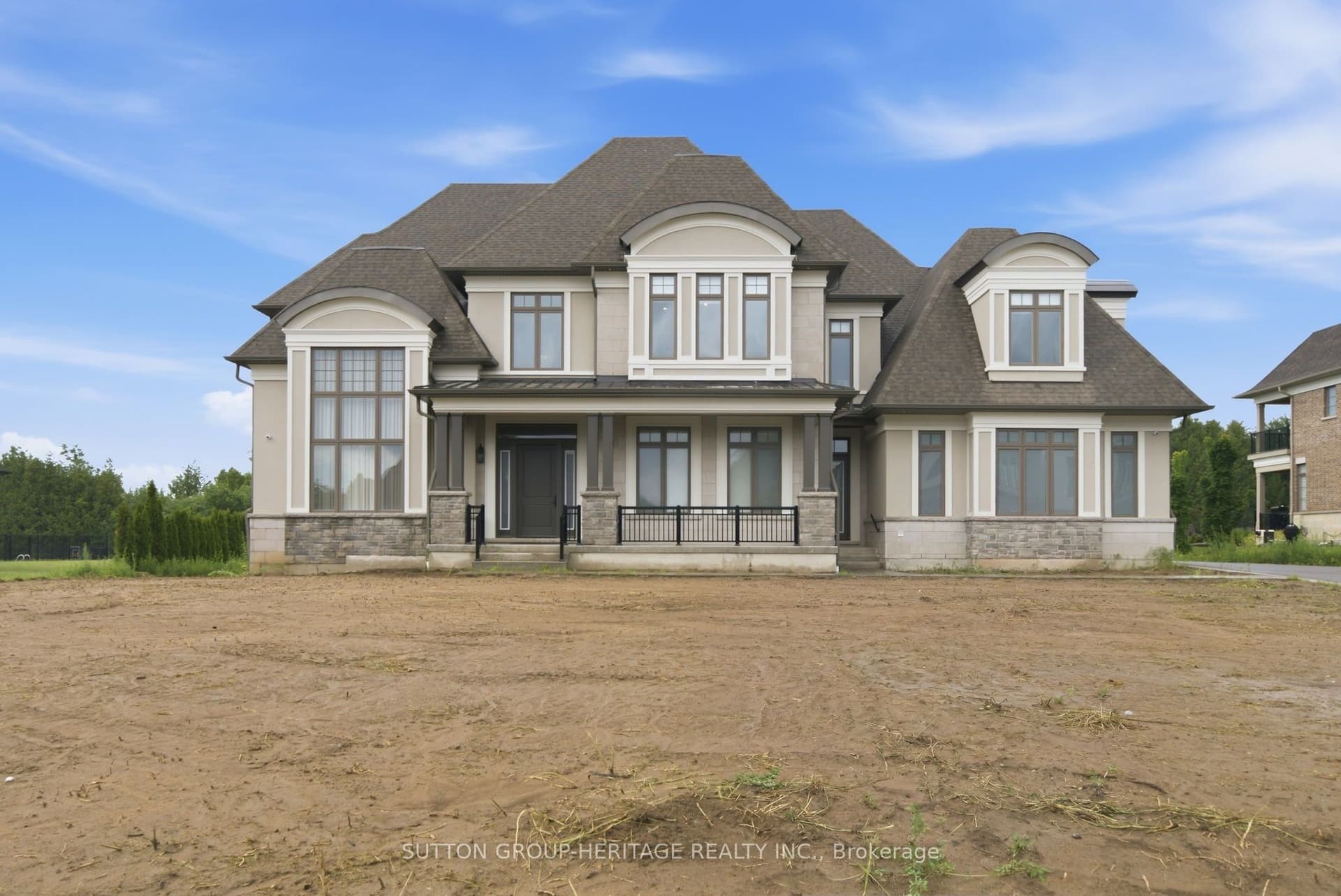 18 Dexshire Dr