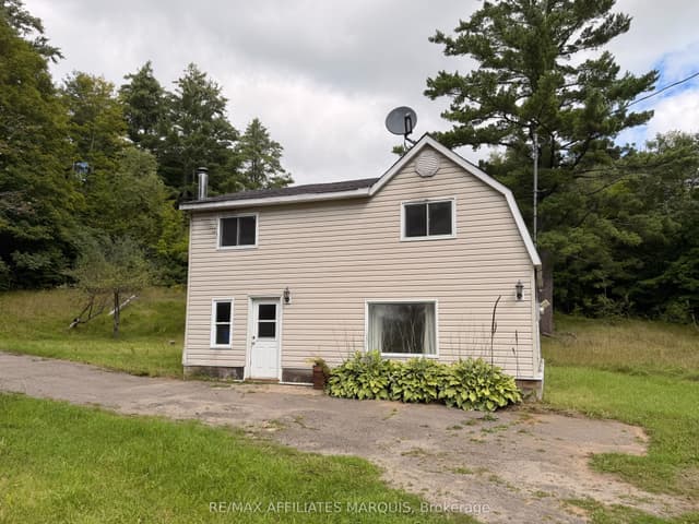 Detached at 8774 Highway 511 Highway, Lanark Highlands, ON K0G 1K0