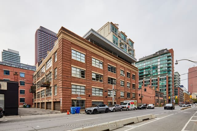 Condo Apartment at 383 Adelaide Street E 412, Toronto, ON M5A 1N3, Toronto C08