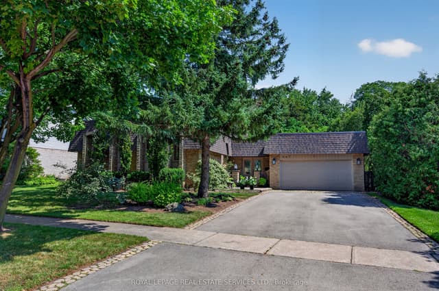 Detached at 247 Spring Garden Road, Oakville, ON L6L 5H5