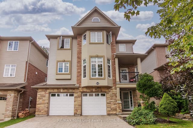 Detached at 563 Woolgrass Avenue, Waterloo, ON N2V 2Y2