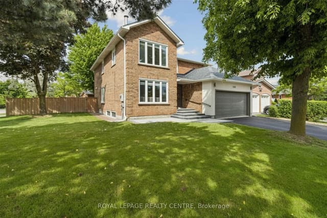 Detached at 4480 Haydock Park Drive, Mississauga, ON L5M 3C4