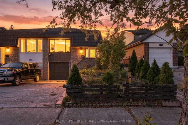 Semi-Detached at 7179 Delmonte Crescent, Mississauga, ON L4T 3L4
