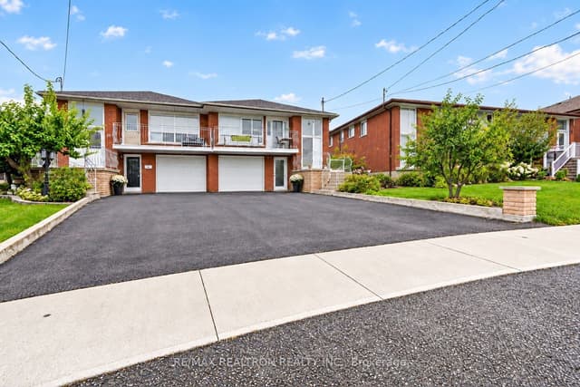 Semi-Detached at 26 Brubeck Road, Toronto, ON M9M 1W7, Toronto W05