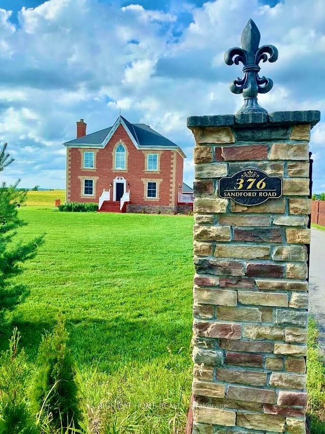 Detached at 376 Sandford Road, Uxbridge, ON L0C 1E0