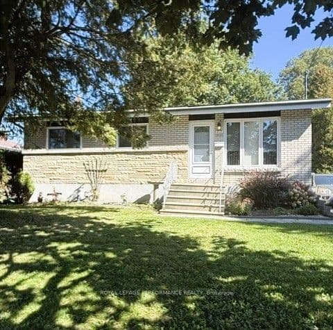 418 Bellevue Crescent
