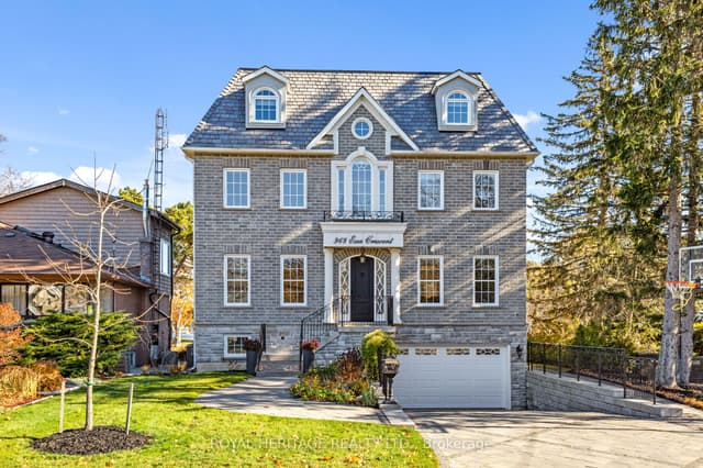 Detached at 968 Essa Crescent, Pickering, ON L1W 2J1