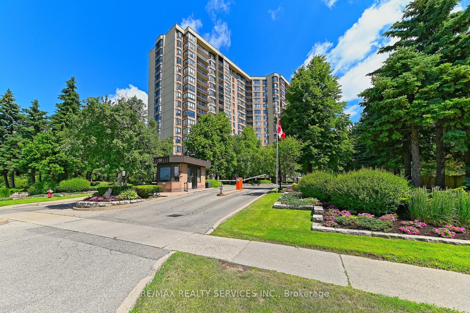 Suite 905 · Floor 9, Unit 905 · 20 Cherrytree Dr