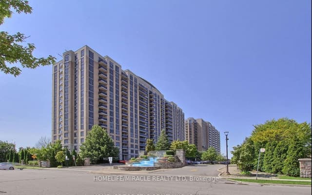 Condo Apartment at 18 Mondeo Drive 441, Toronto, ON M1P 5C8, Toronto E04