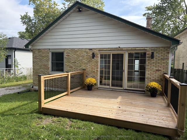 Detached at 97 Chesley Avenue, London East, ON N5Z 2C3