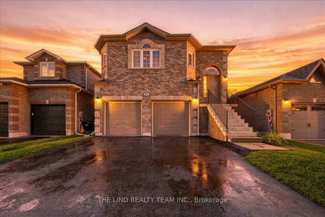 Detached at 61 Mcintyre Drive, Barrie, ON L4N 5C5