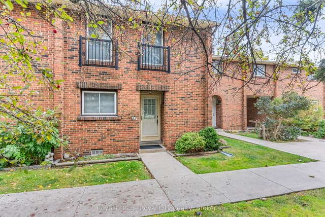 Condo Townhouse at 201 Silvercreek Parkway N 62, Guelph, ON N1H 3T4