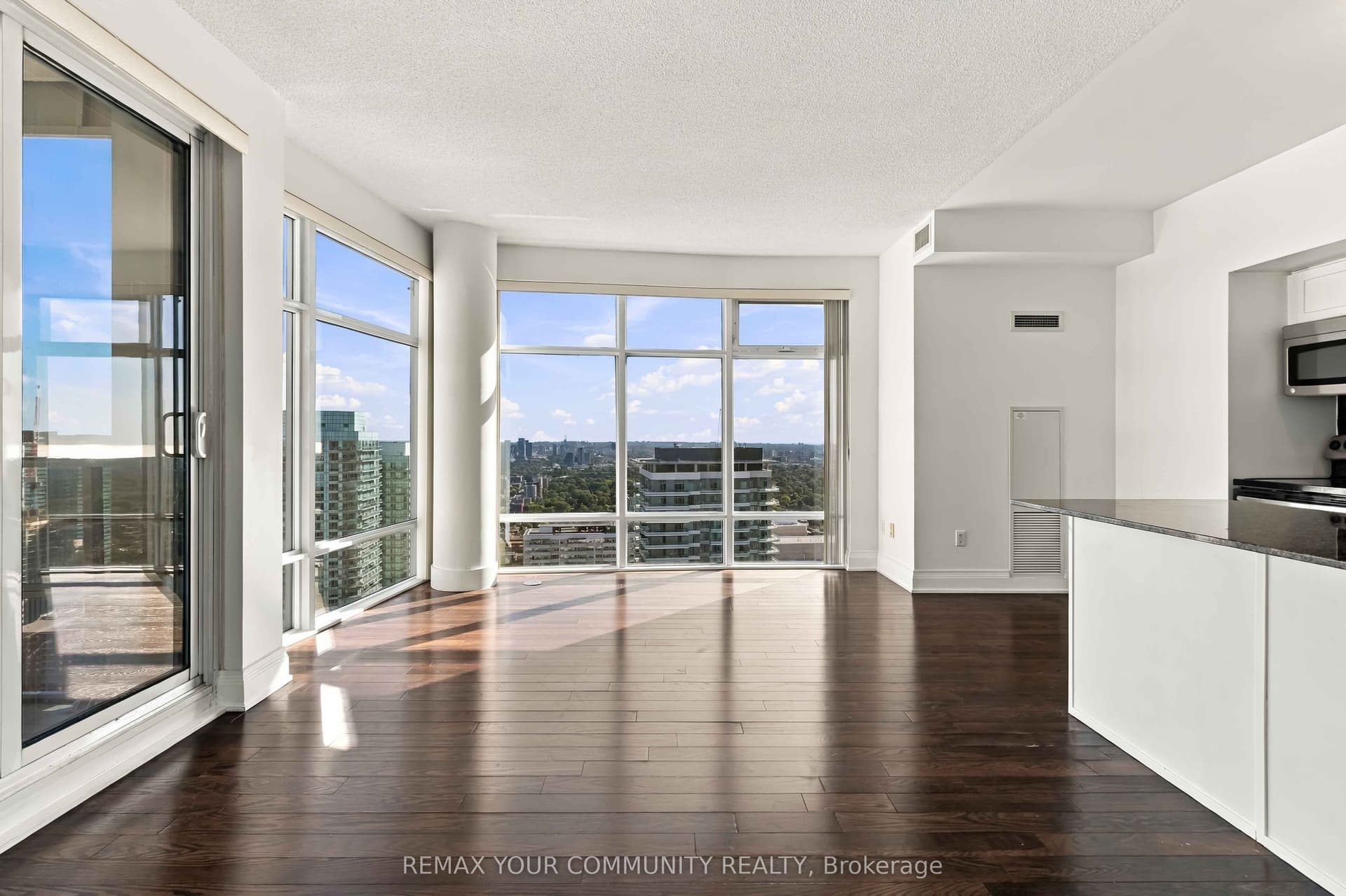 Suite 4411 · Floor 44, Unit 4411 · 2191 Yonge St