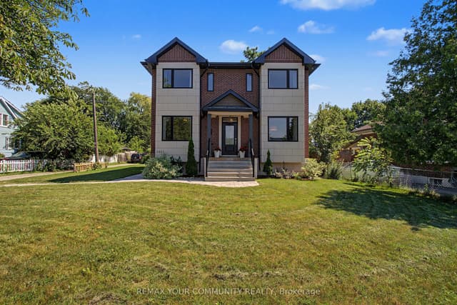 Detached at 1111 King Street E, Oshawa, ON L1H 1H7