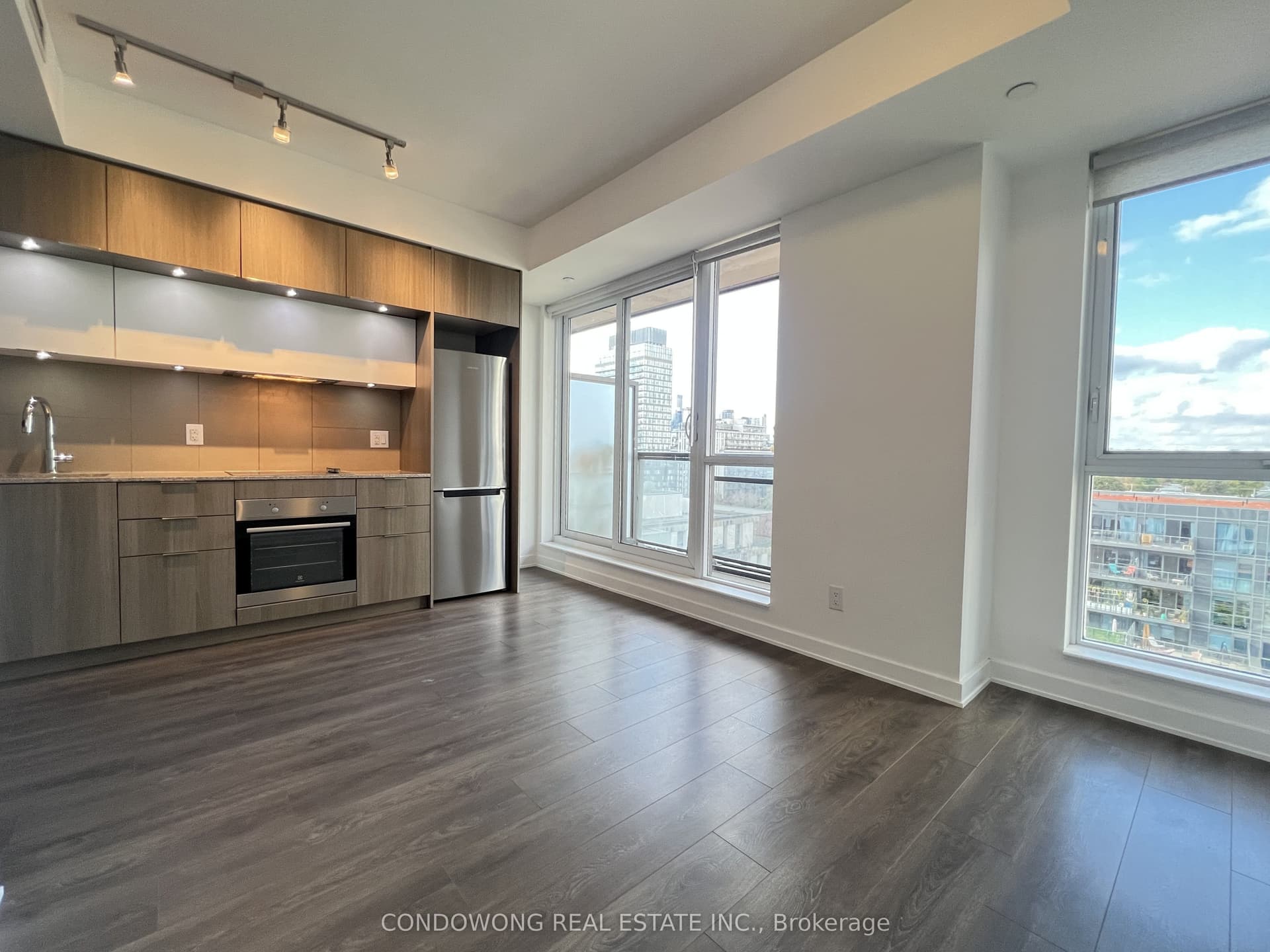 Suite 1011 · Floor 10, Unit 1011 · 55 Regent Park Blvd