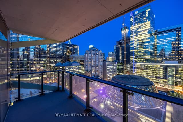 Condo Apartment at 224 King Street W 1504, Toronto, ON M5H 0A6, Toronto C01