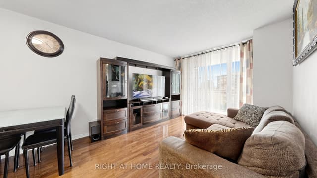 Condo Apartment at 330 Red Maple Road 1103, Richmond Hill, ON L4C 0T6