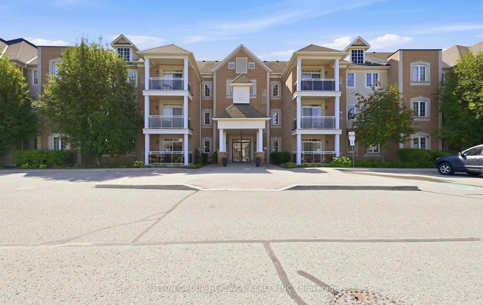 Suite 320 · Floor 3, Unit 320 · 54 Harvey Johnston Way