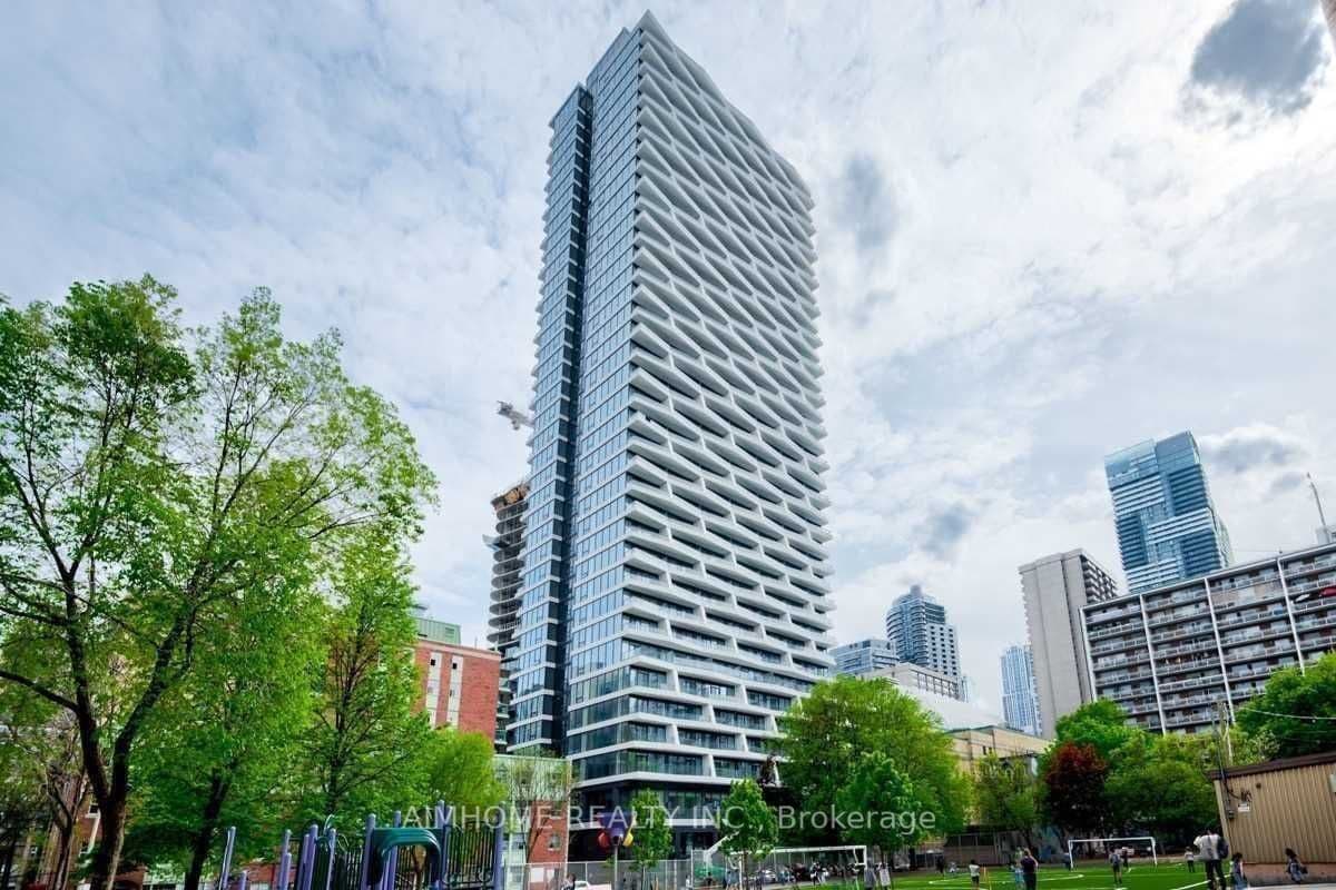 Suite 3916 · Floor 39, Unit 3916 · 85 Wood St