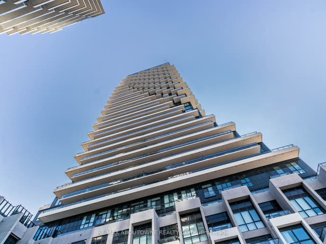 Condo Apartment at 30 Inn On The Park Drive 2208, Toronto, ON M3C 0P7, Toronto C13