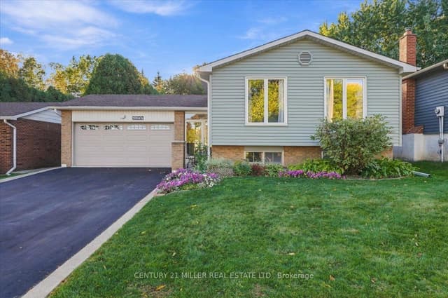 Detached at 2044 Coral Crescent, Burlington, ON L7P 3K5