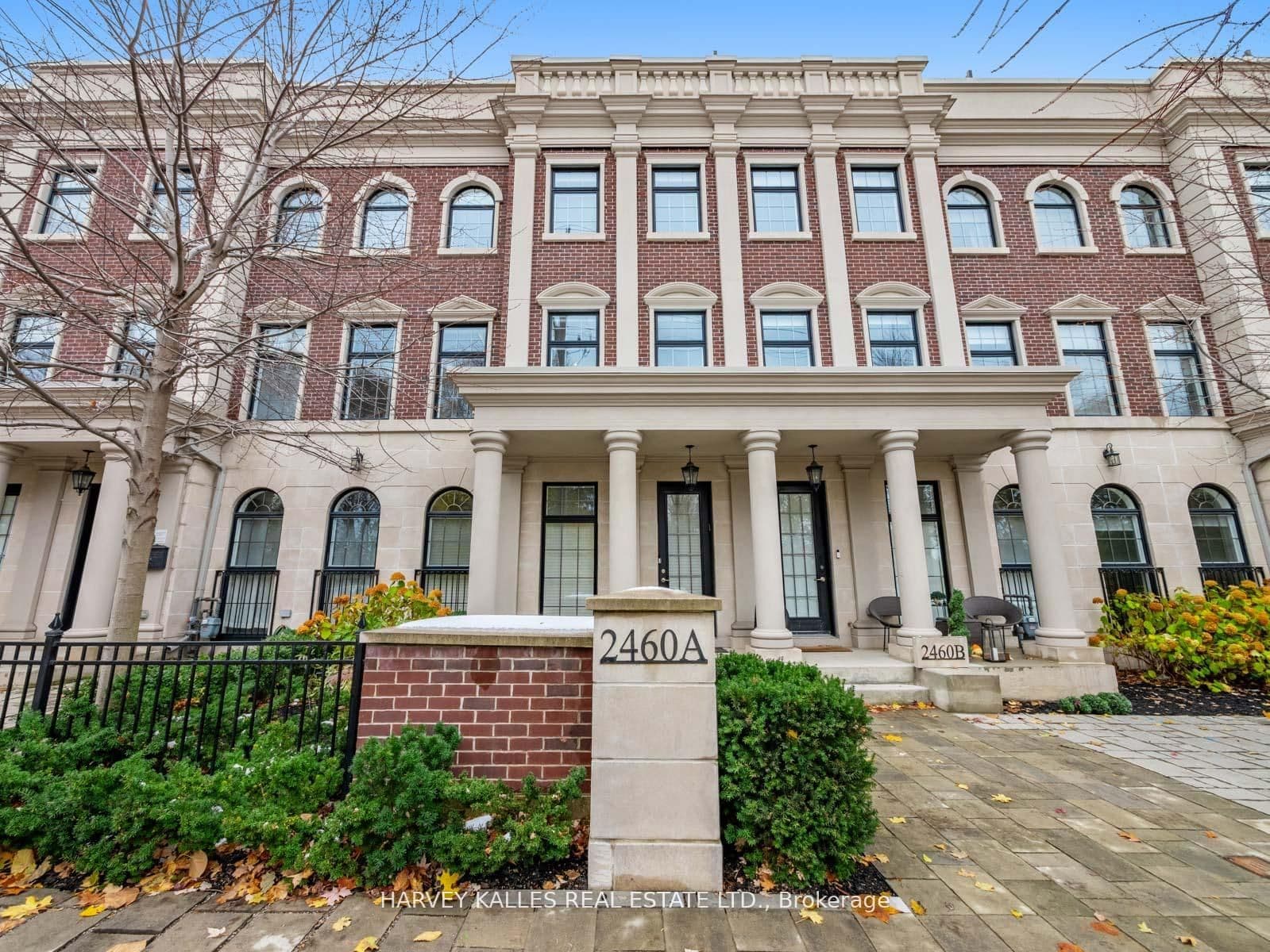 2460A Bayview Avenue in M2L
